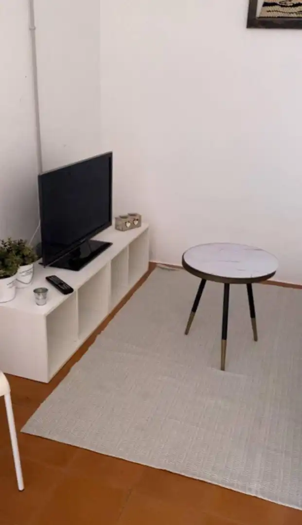 Apartament de lloguer a Carrer de la Sénia del Barral, Centre