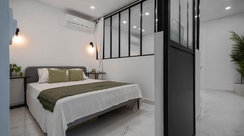 Foto 2 de Planta baixa en venda a Carrer de Valldonzella, El Raval,  Barcelona Capital