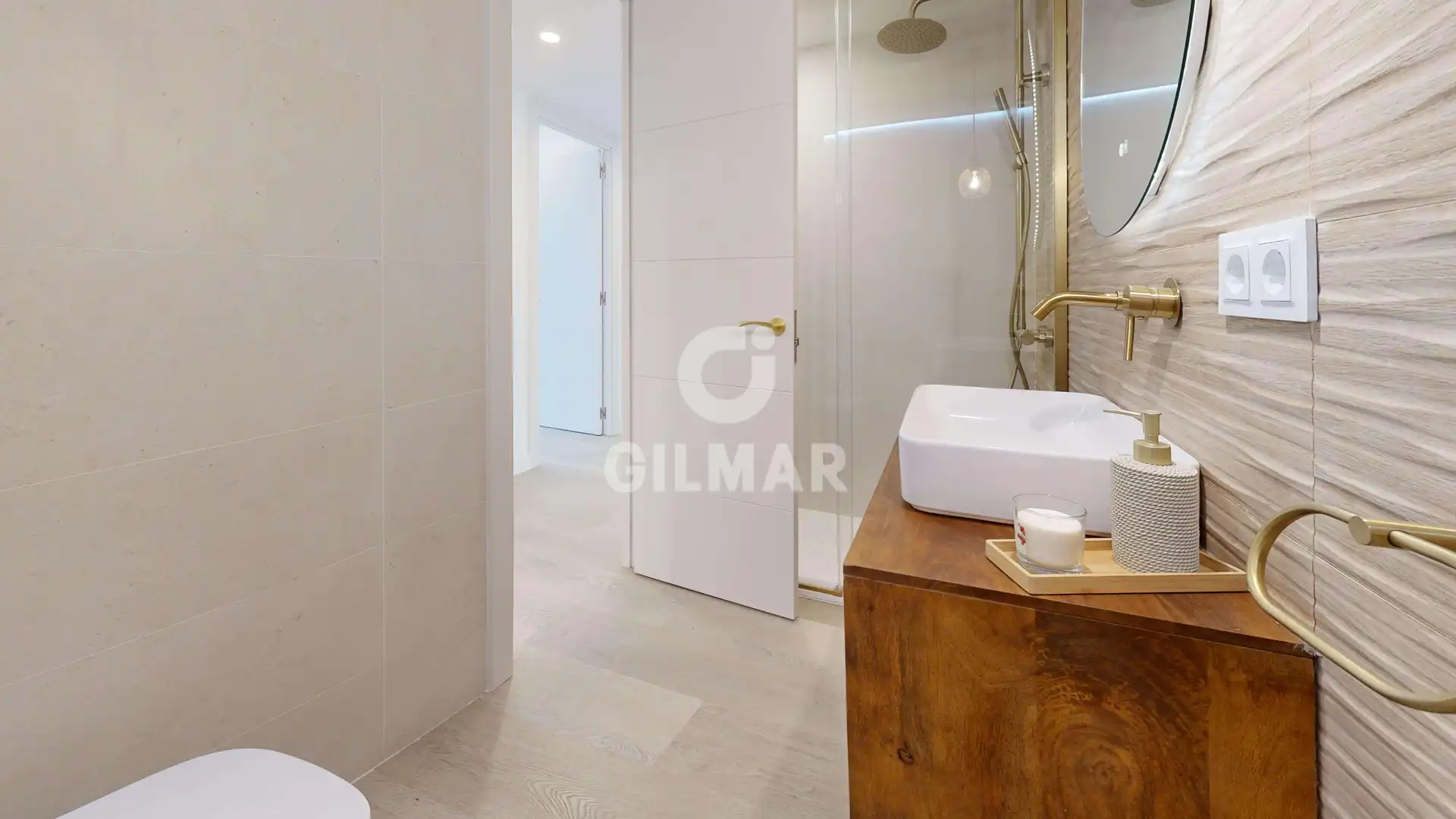 Bathroom of Flat for sale in Fuengirola  with Heating