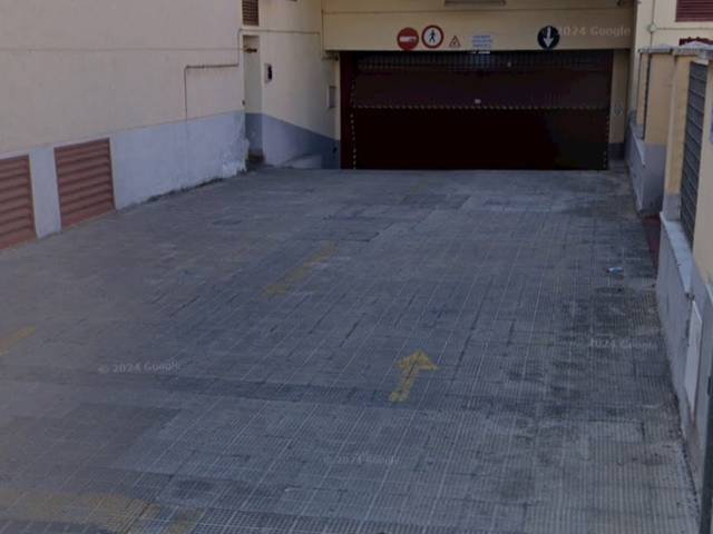 Garaje en Venta en Calle de Villaviciosa, 31 en Campamento