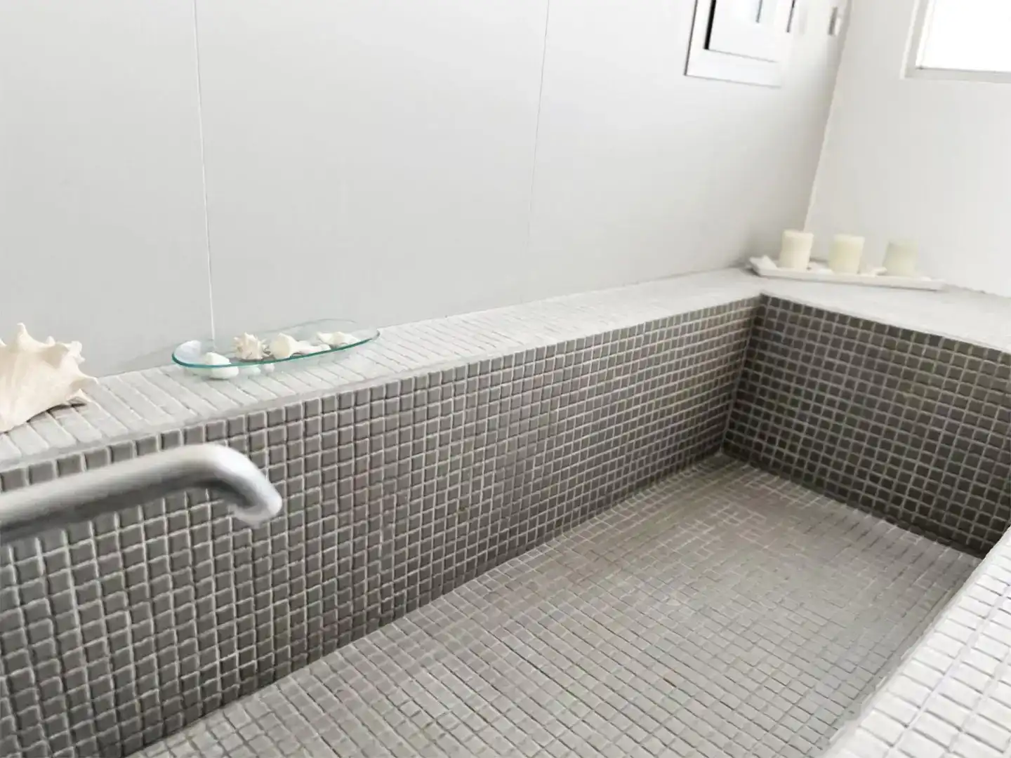Baño de Dúplex en venta en Adeje con Aire acondicionado, Terraza y Piscina