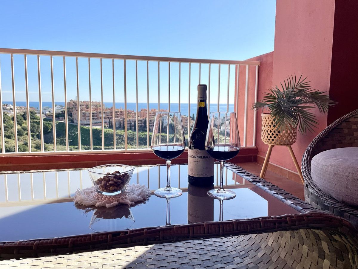 Exterior view of Attic for sale in Fuengirola  with Air Conditioner, Heating and Terrace