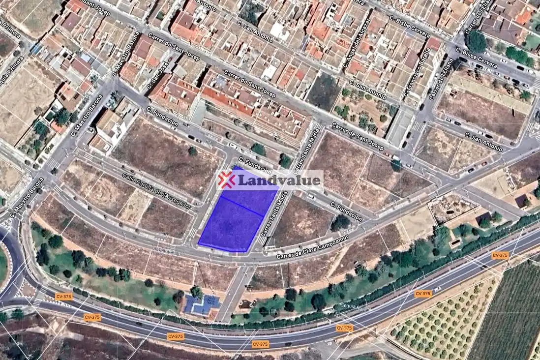 Lands and plots for sale in UE-8B 'LA VILA ESTE'. CL PARTIDA DE L'HORNILLO 1-3