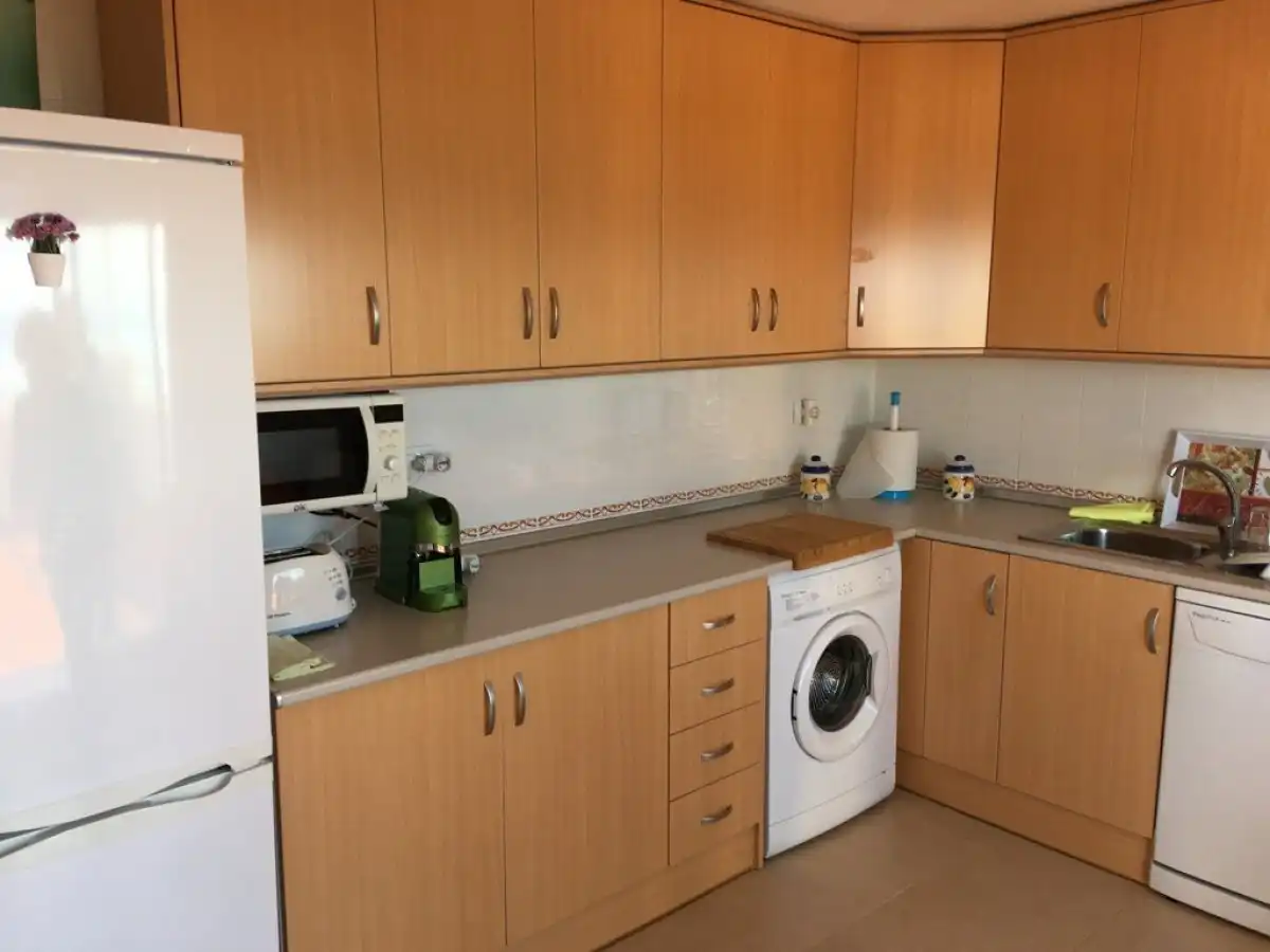 Küche von Wohnung zum Verkauf in Cartagena mit Klimaanlage, Terrasse und Gemeinschaftspool