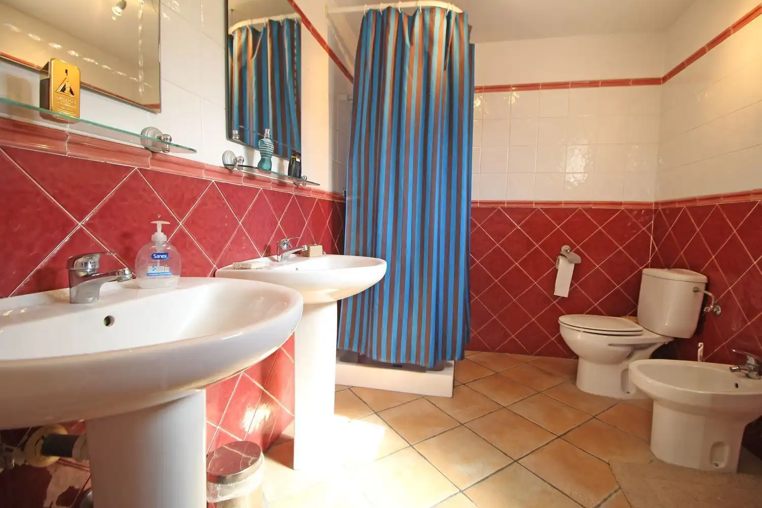 Detached house with pool for sale in Calle El Llimoner 10, imagen 13