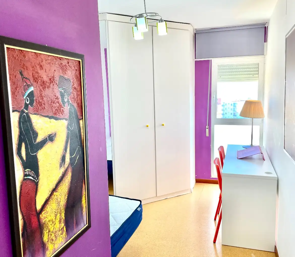 Schlafzimmer von Wohnung zur untervermieten in Canals mit Klimaanlage, Heizung und Möbliert
