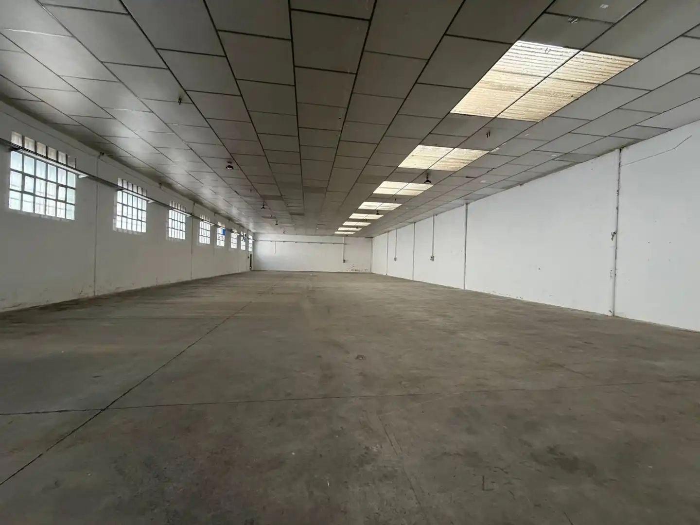 Industrial building for sale in Sudeste Industrial, imagen 2