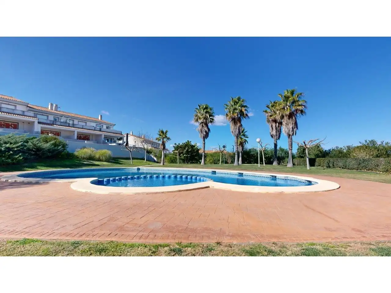 Vista exterior de Casa o xalet en venda en Turís amb Aire condicionat, Calefacció i Jardí privat