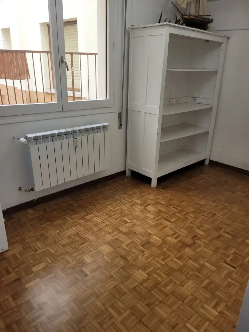 Piso en venta en  Logroño con Calefacción, Parquet y Trastero