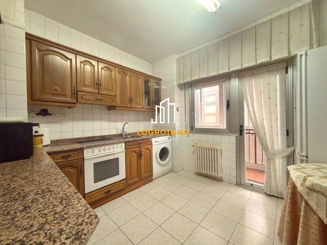 Cuina de Pis en venda en  Logroño amb Calefacció i Terrassa