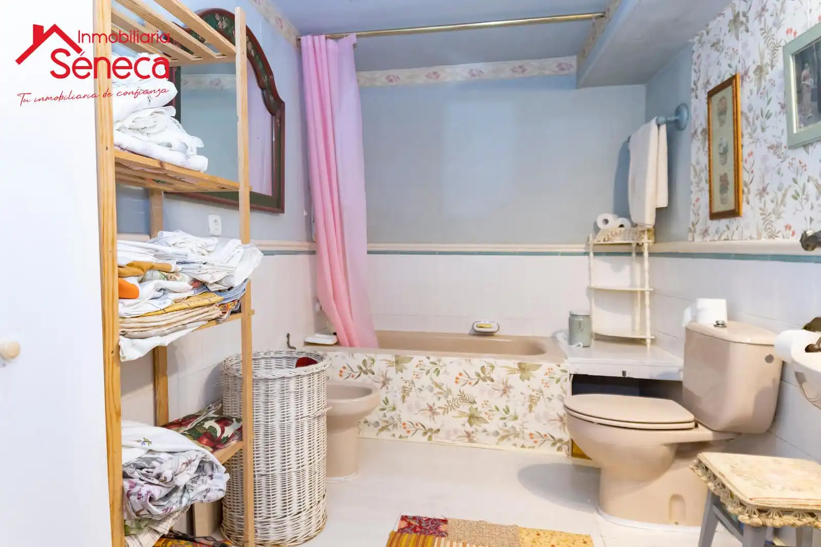 Baño de Casa o chalet en venta en Córdoba con Aire acondicionado, Calefacción y Piscina