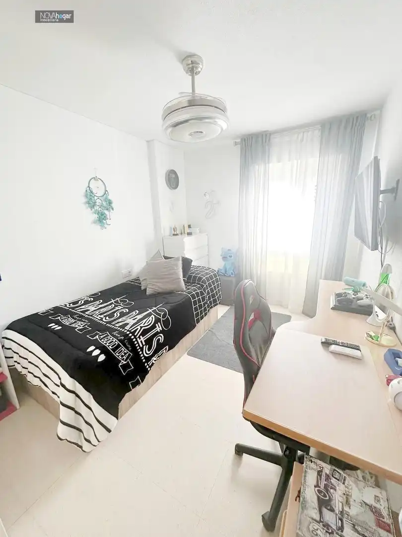 Casa adosada en venta en Campanillas