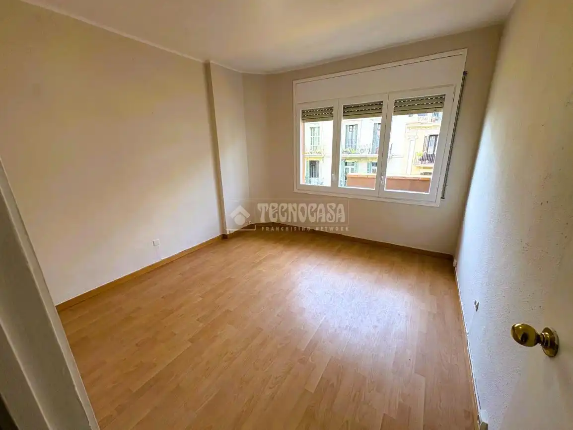 Bedroom of Flat for sale in Barcelona  with Terrace