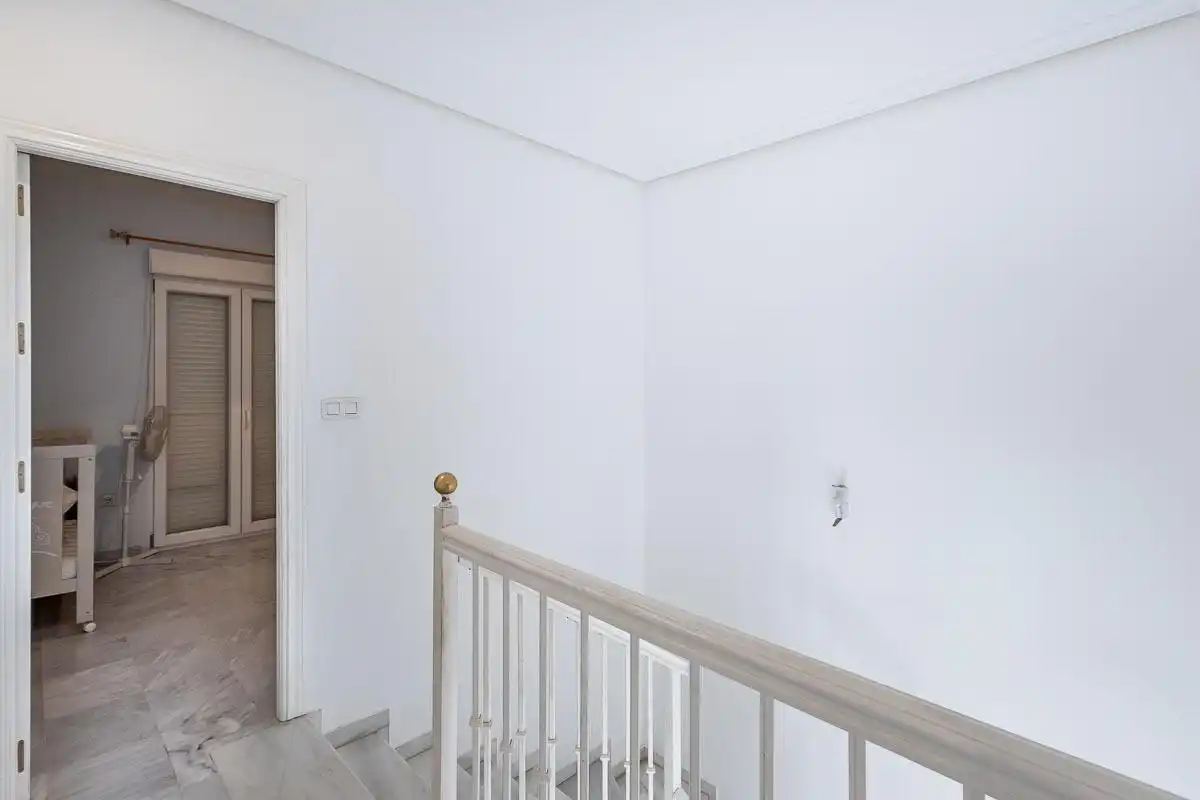 Einfamilien-Reihenhaus zur Miete in Alhendín