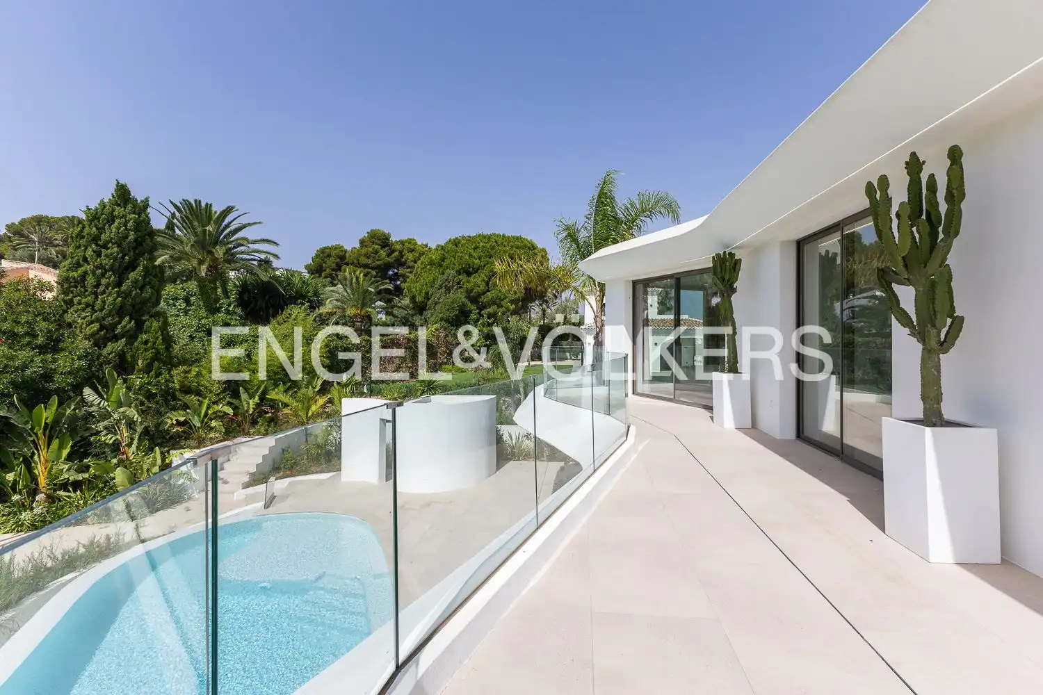 Vista exterior de Casa o xalet en venda en Jávea / Xàbia amb Aire condicionat, Calefacció i Jardí privat