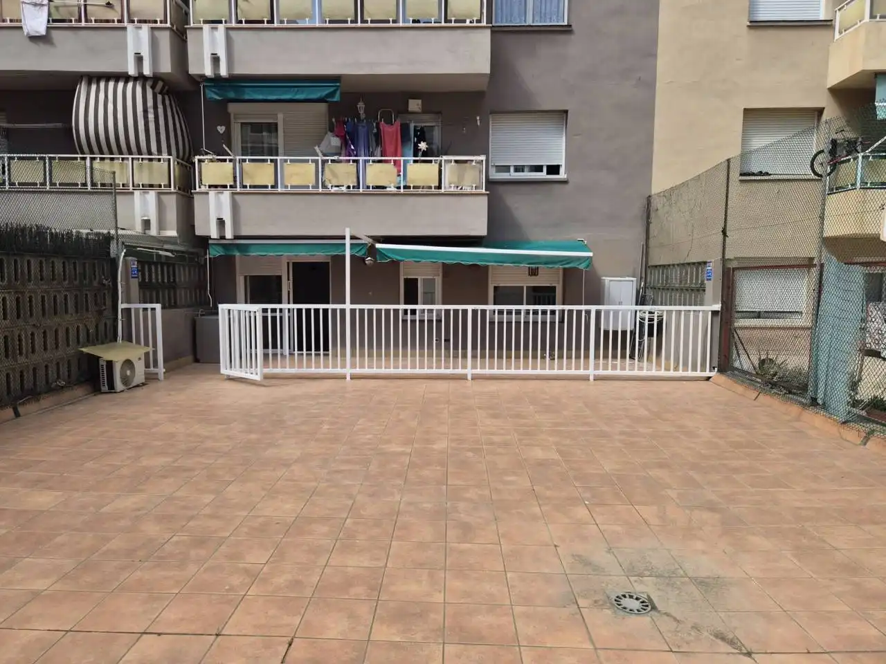Flat with lift for sale in Calle Foment