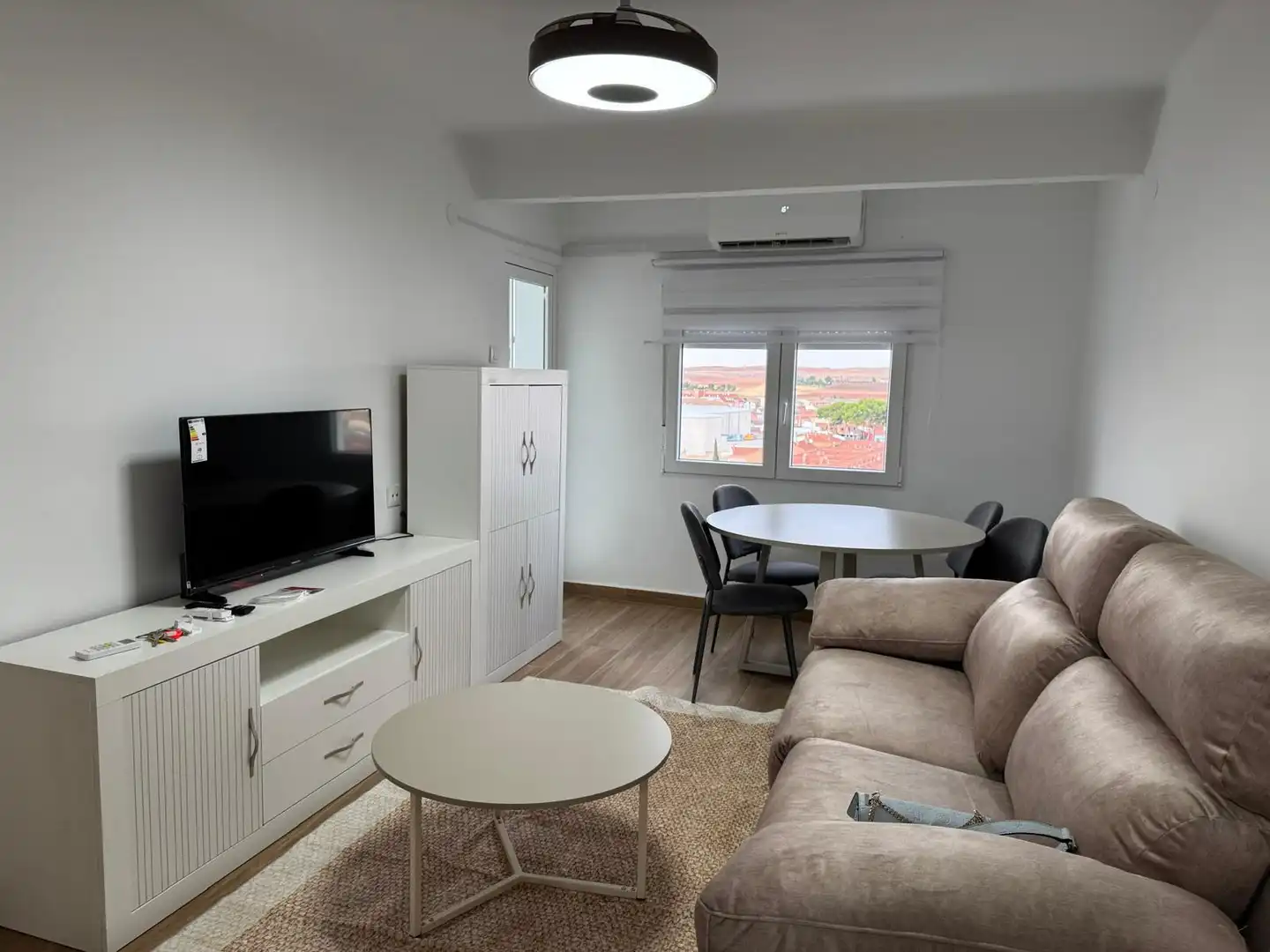 Wohnzimmer von Wohnung zur Miete in Alcázar de San Juan mit Klimaanlage, Heizung und Möbliert