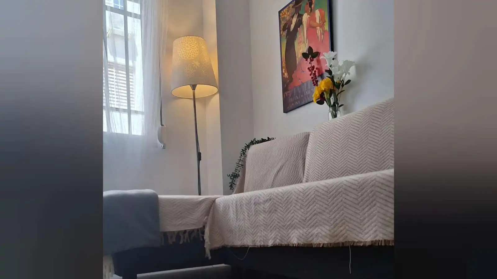Sala de estar de Apartamento para compartir en Sevilla con Aire acondicionado, Calefacción y Terraza