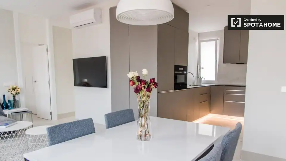 Comedor de Piso de alquiler en Valencia con Aire acondicionado, Calefacción y Amueblado