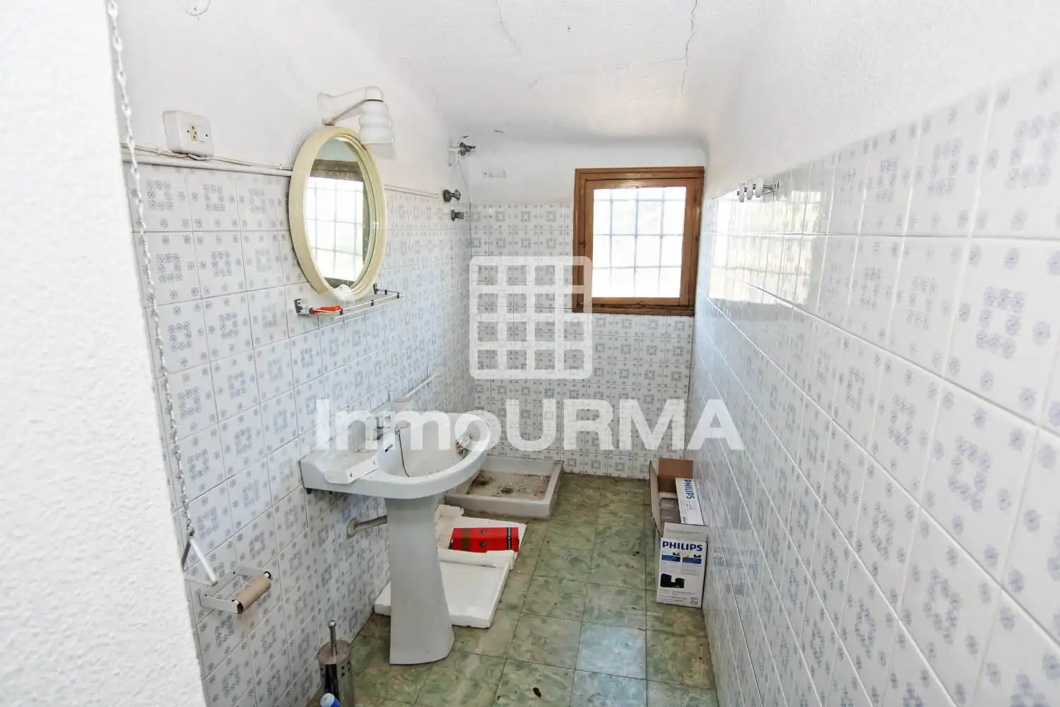 Bany de Casa o xalet en venda en Elda amb Jardí privat