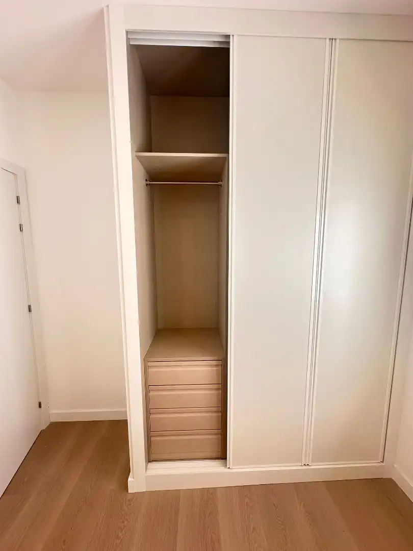 Habitación de Piso de alquiler en Pozuelo de Alarcón con Aire acondicionado, Calefacción y Horno