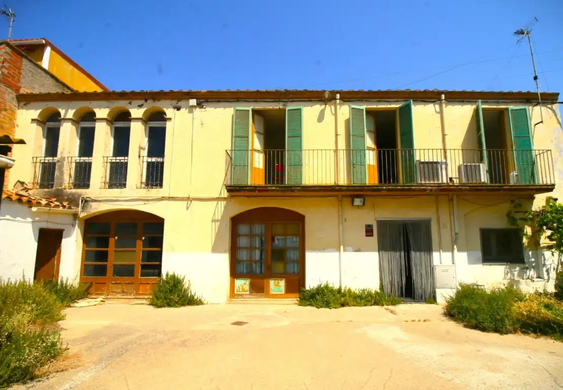 Vista exterior de Finca rústica en venta en Sant Pere Pescador con Jardín privado, Trastero y Horno