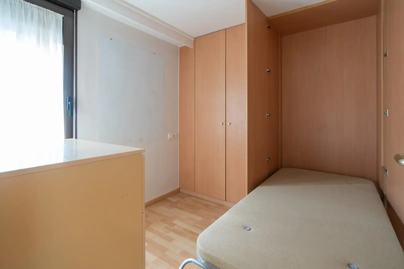 Bedroom of Flat for rent in Plaza Xúquer