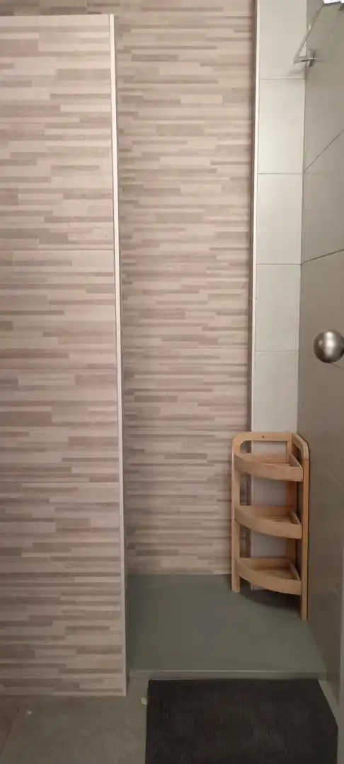 Badezimmer von Wohnung zur Miete in Jaén mit Möbliert