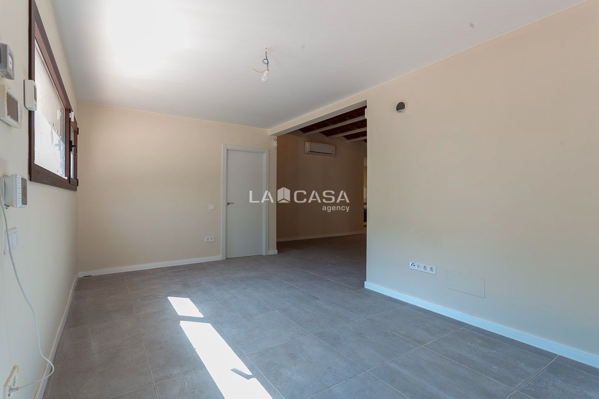 House or chalet for sale in Castelldefels  with Air Conditioner and Heating