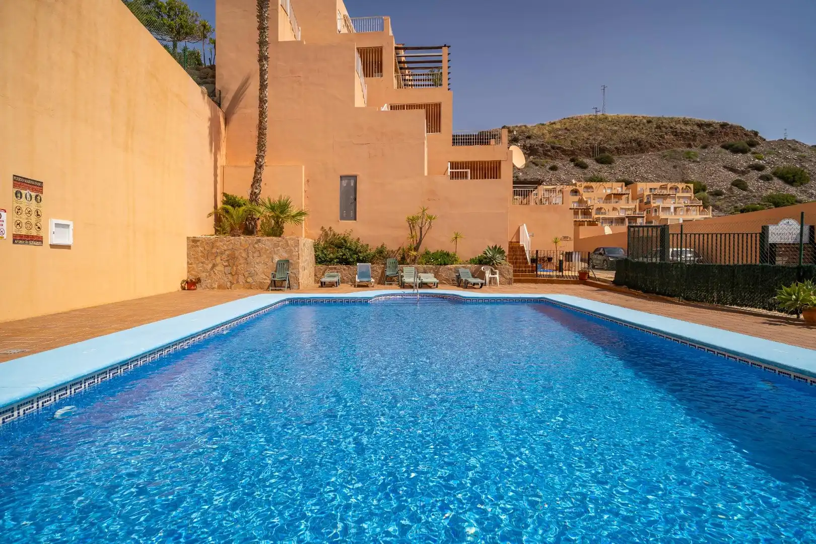 Piscina de Pis en venda en Mojácar amb Aire condicionat, Terrassa i Moblat