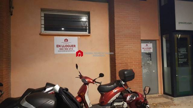 Local comercial en Alquiler en Avenida PAÏSOS CATALANS en Sant Pere i Sant Pau