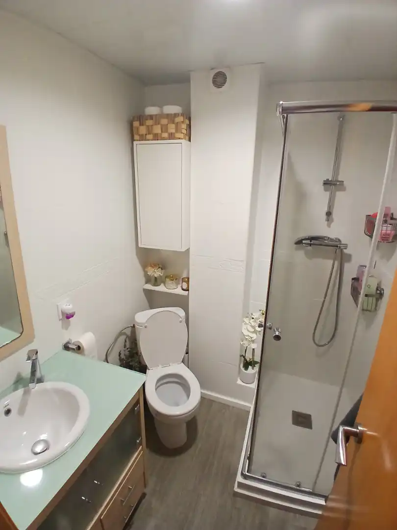 Baño de Piso en venta en Barcelona con Aire acondicionado, Calefacción y Horno