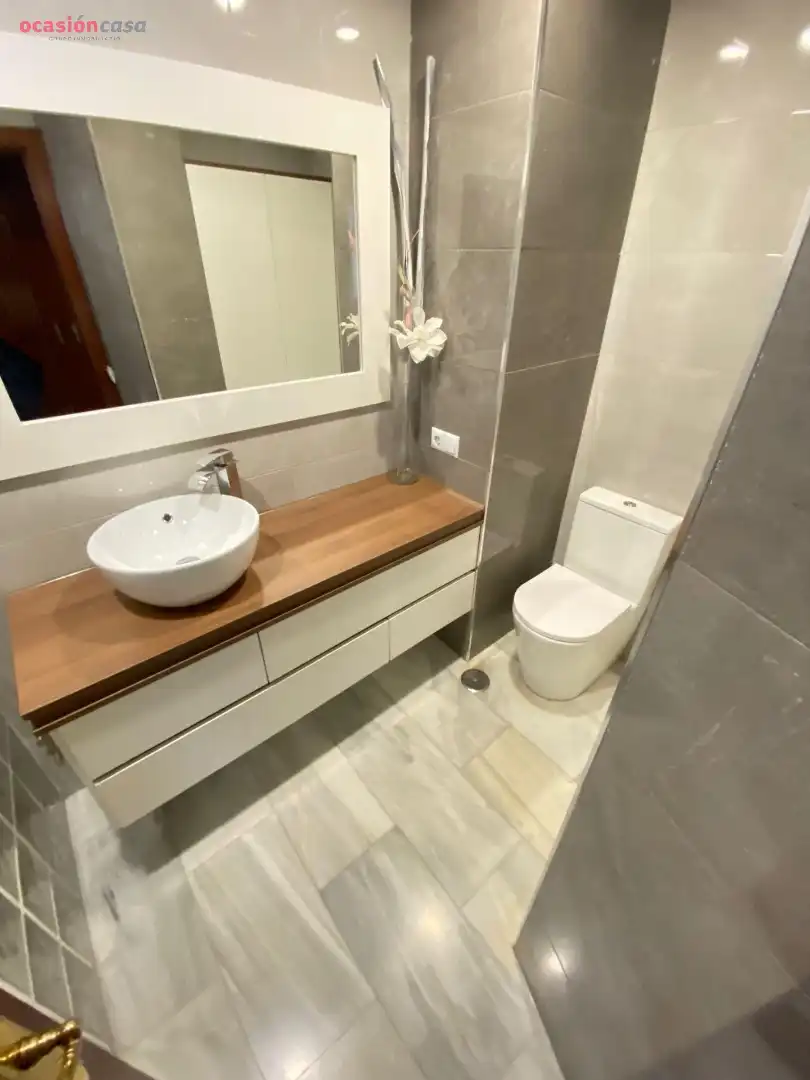 Bathroom of Flat for rent in Córdoba  with Air Conditioner, Terrace and Furnished