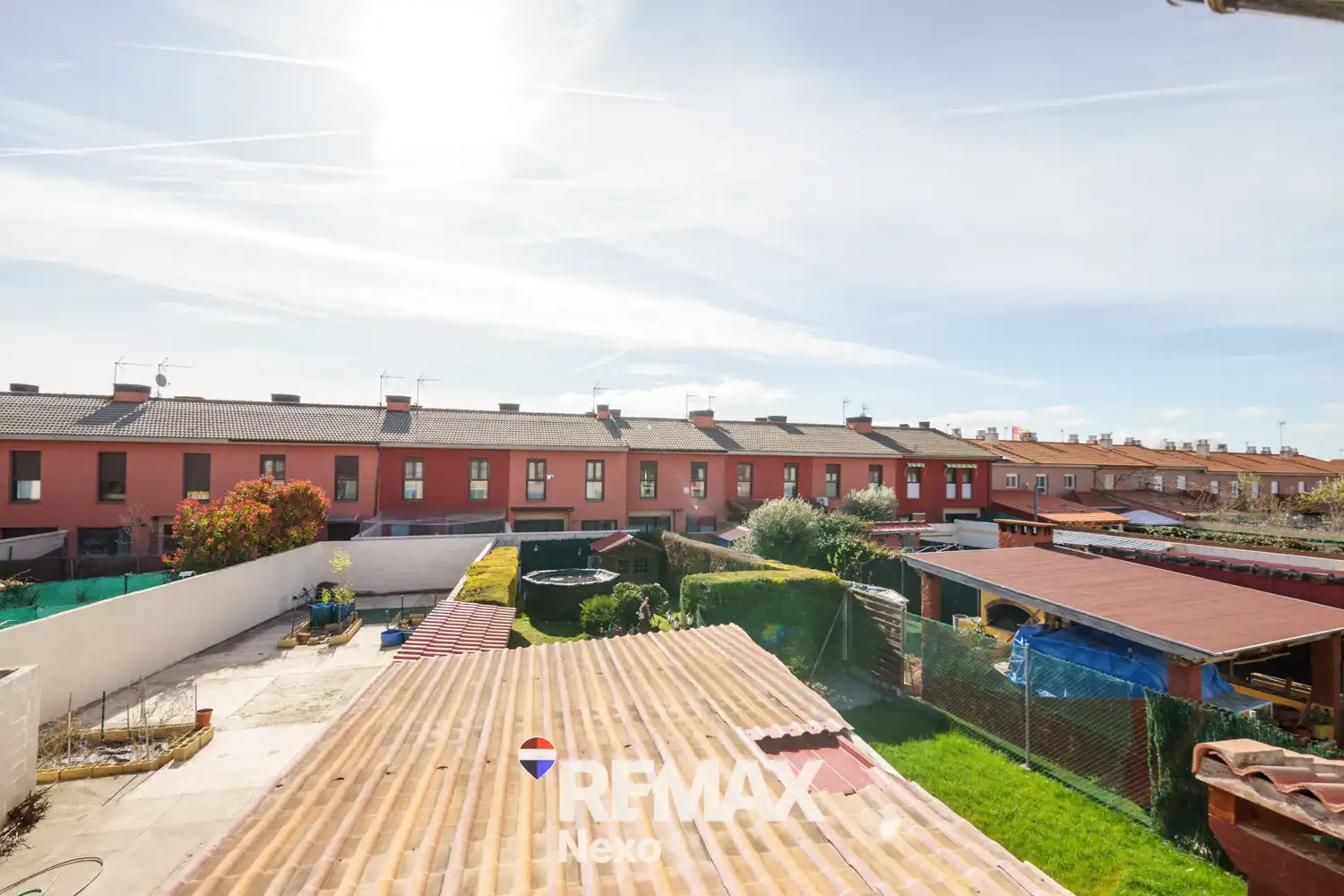 Vista exterior de Casa adosada en venta en Cigales con Calefacción, Jardín privado y Terraza