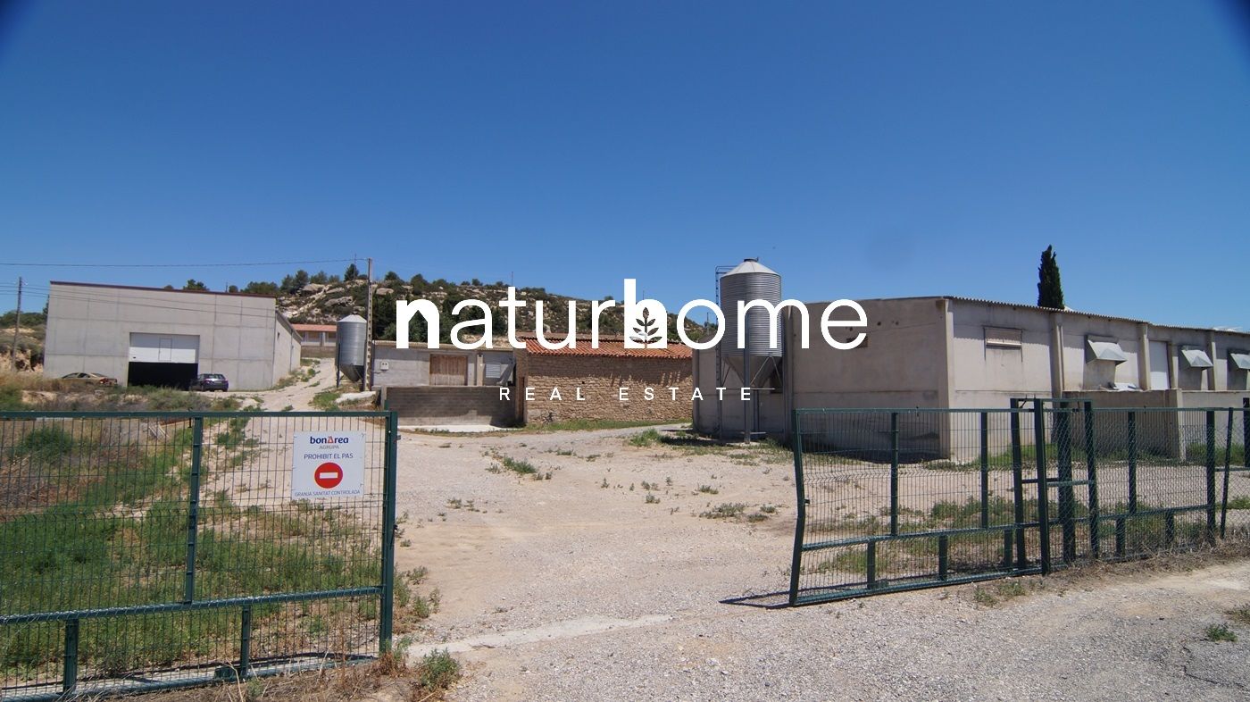 Industrial buildings for sale in Els Omellons  with Heating