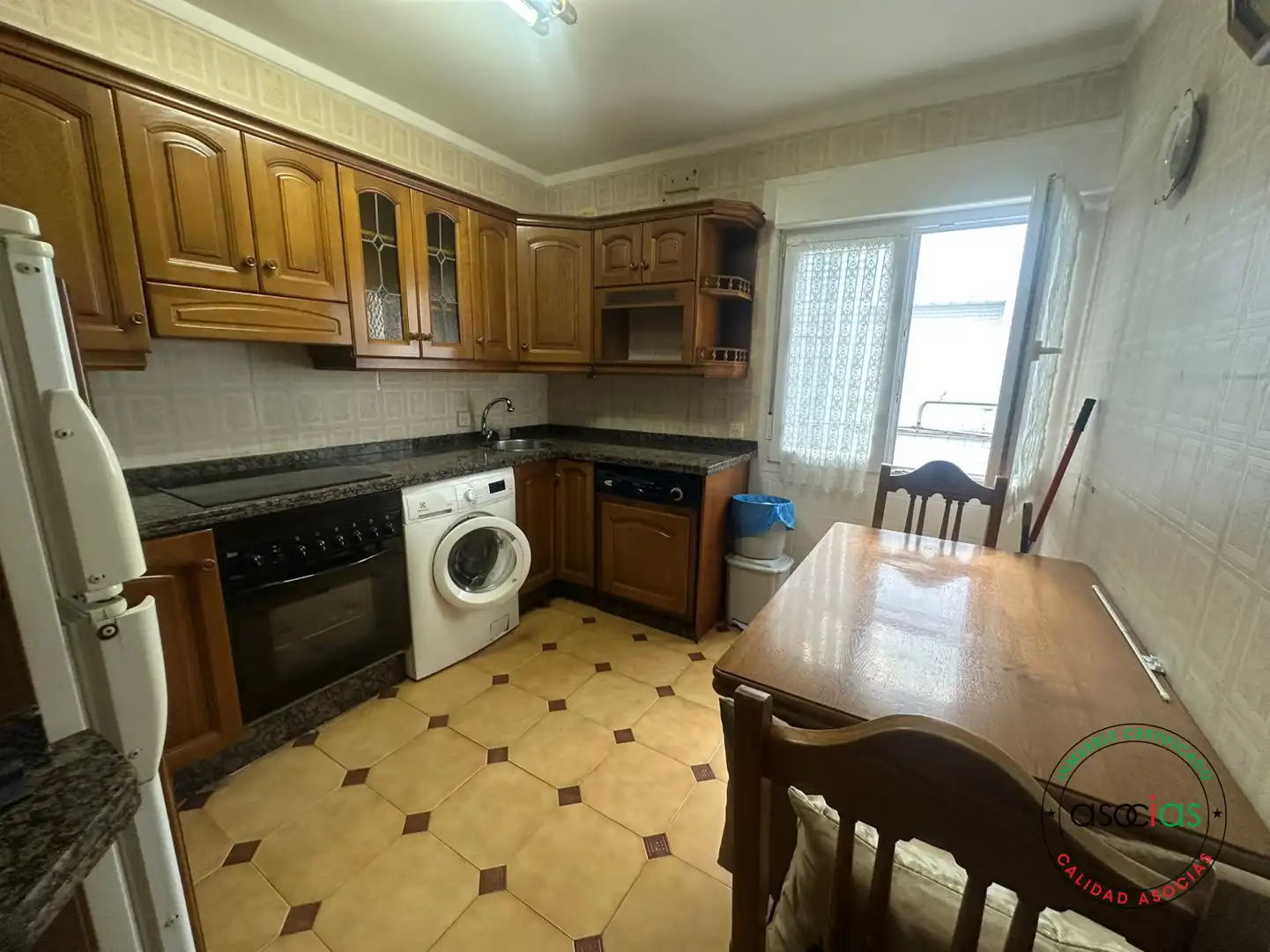 Küche von Wohnung zum Verkauf in Gijón  mit Heizung