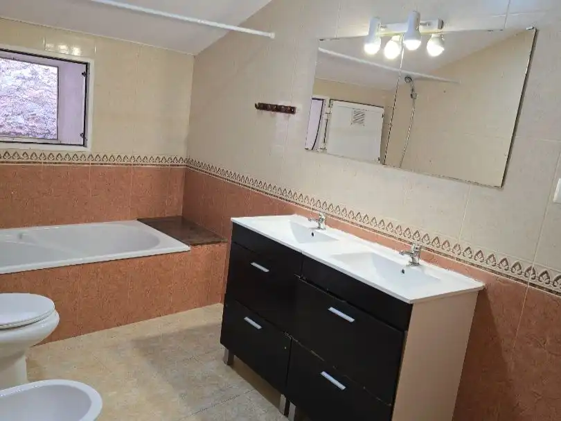 Baño de Casa o chalet en venta en Aldover con Aire acondicionado, Terraza y Balcón