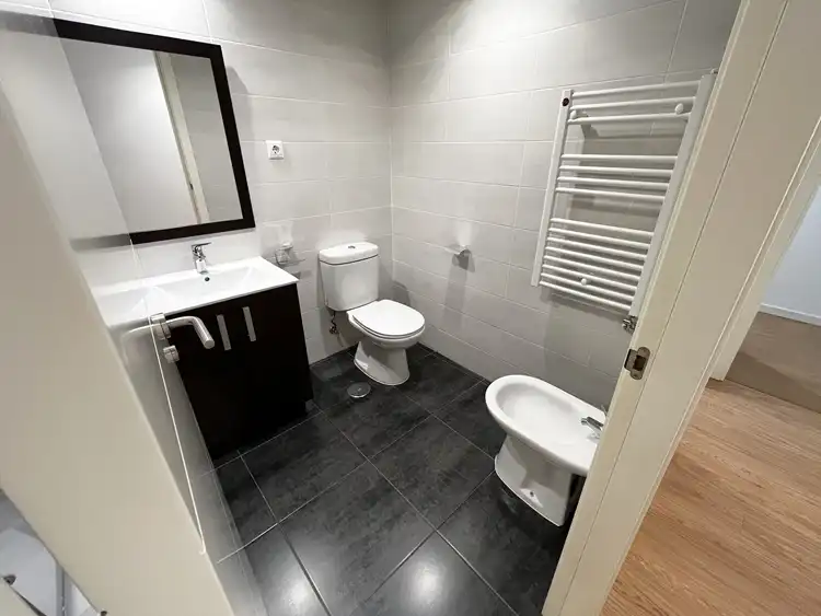 Bathroom of Flat for rent in Las Rozas de Madrid  with Air Conditioner, Heating and Private garden