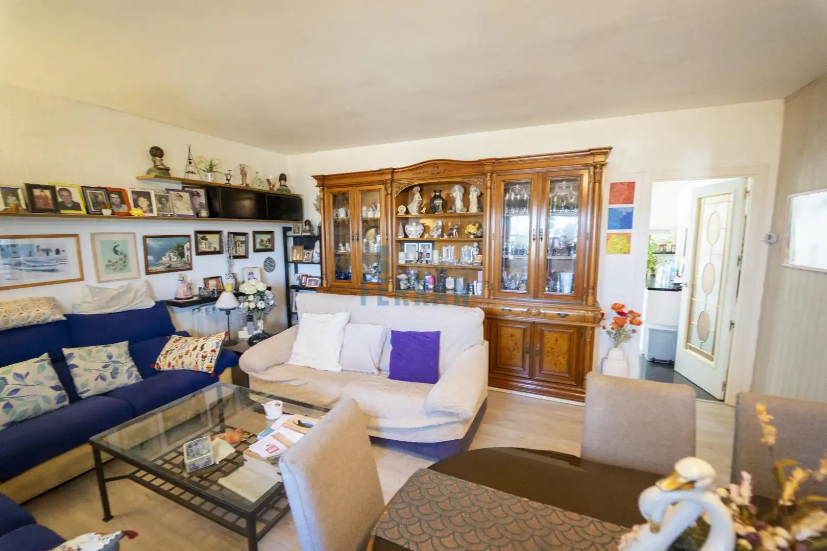 Sala de estar de Piso en venta en Cerdanyola del Vallès con Aire acondicionado, Calefacción y Parquet