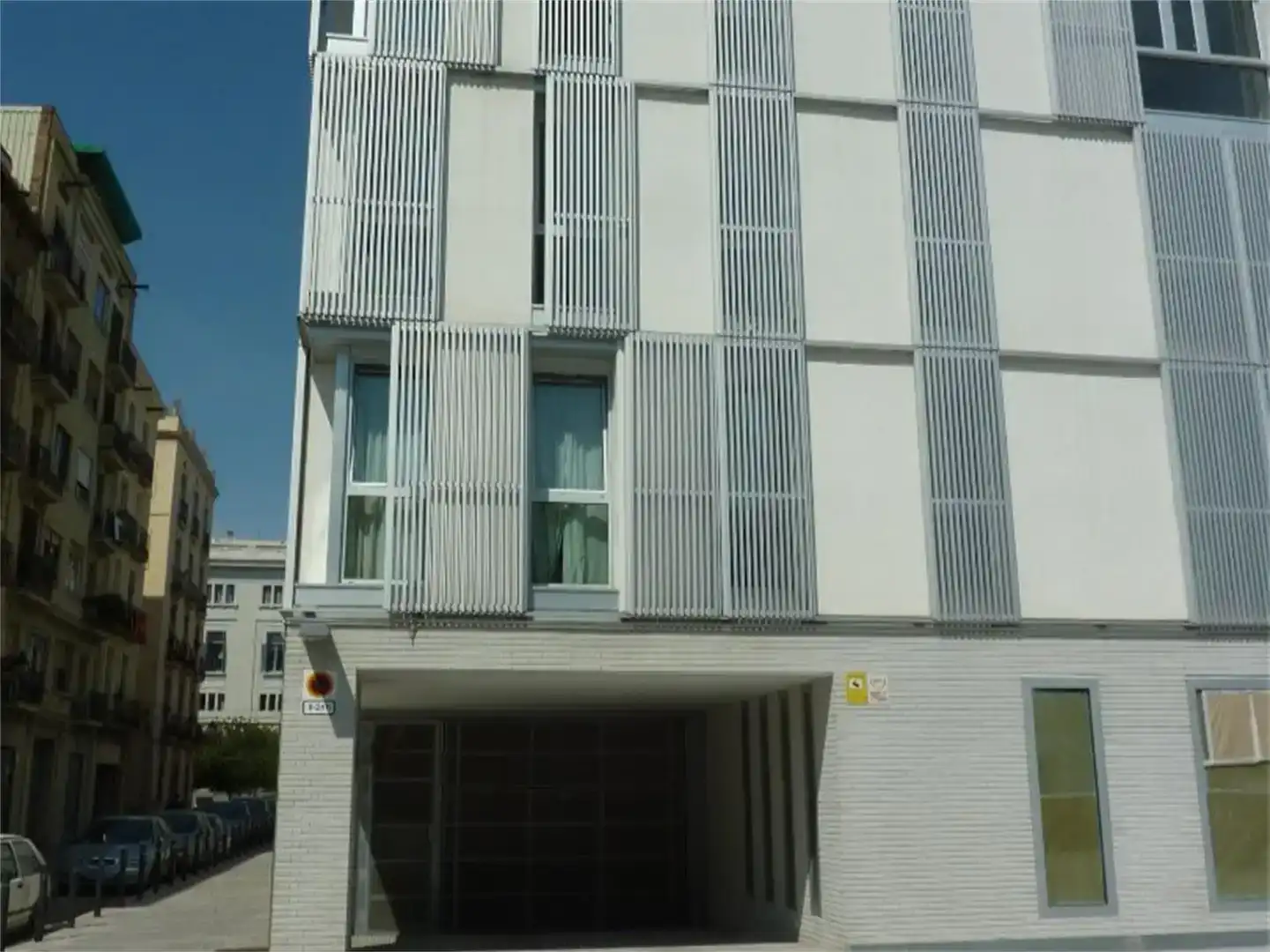 Exterior view of Garage for sale in Ciutat Vella