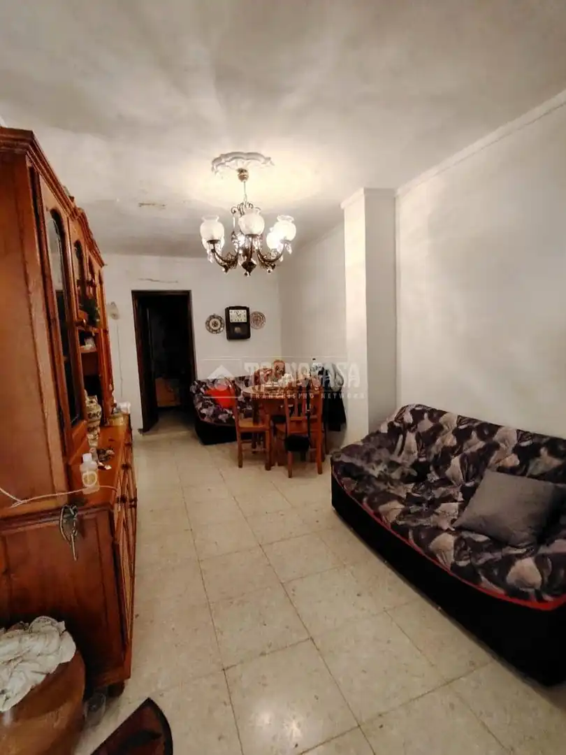 Sala d'estar de Casa o xalet en venda en Marchena