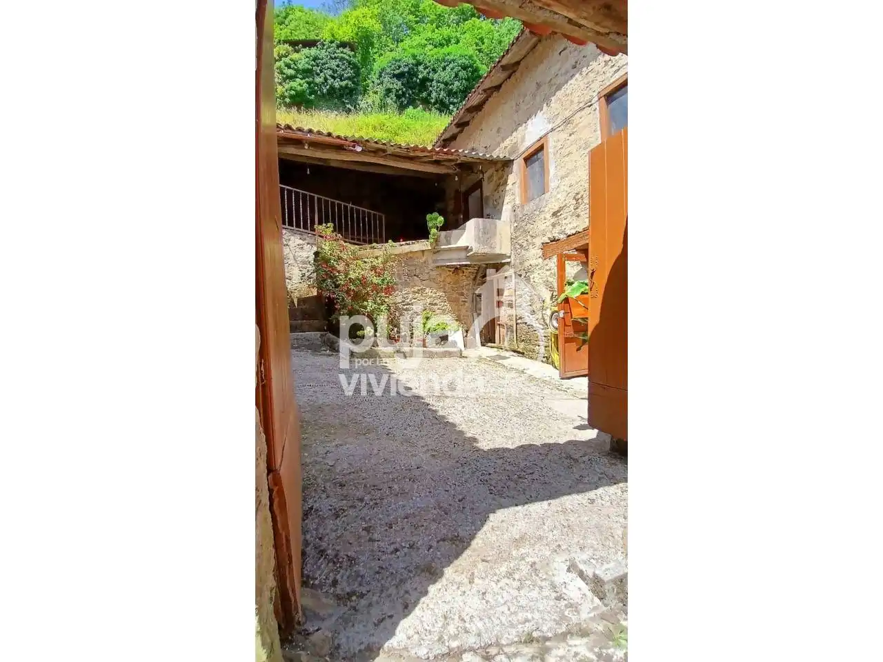 Vista exterior de Casa o chalet en venta en Tineo con Jardín privado, Terraza y Amueblado