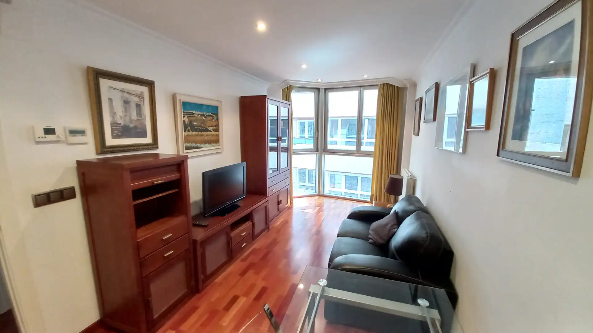 Sala de estar de Apartamento de alquiler en Albacete con Aire acondicionado, Calefacción y Parquet