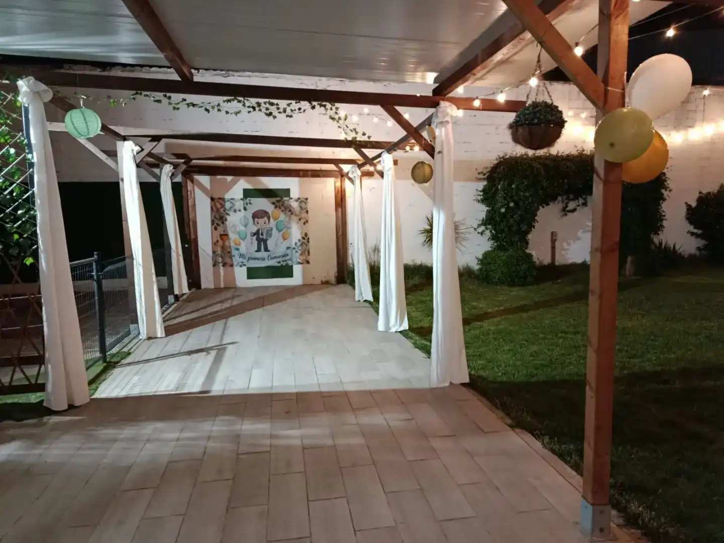 Terrassa de Pis en venda en La Rinconada amb Aire condicionat, Jardí privat i Piscina