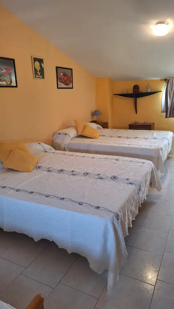 Schlafzimmer von Einfamilien-Reihenhaus zum Verkauf in Torredembarra mit Heizung, Privatgarten und Terrasse
