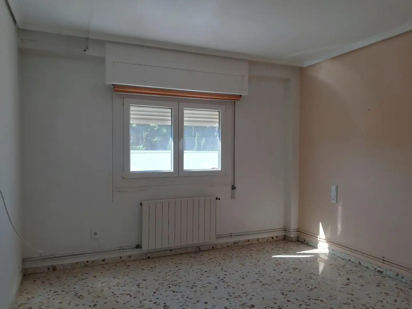 Bedroom of Flat for sale in Requena, Valencia
