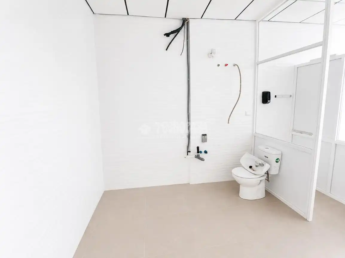 Baño de Local en venta en Málaga