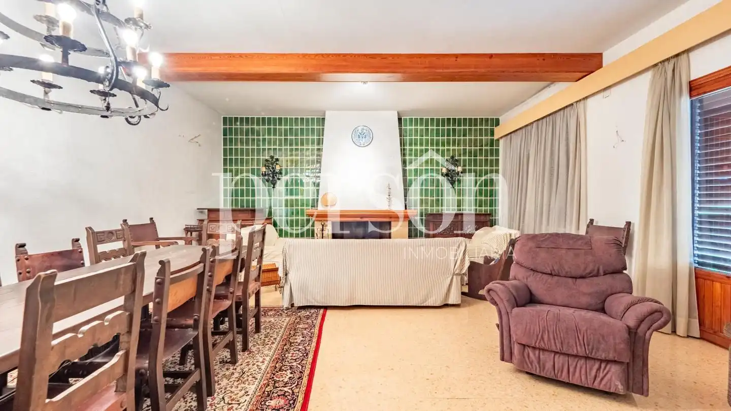 Sala d'estar de Finca rústica en venda en Canals amb Aire condicionat, Calefacció i Jardí privat
