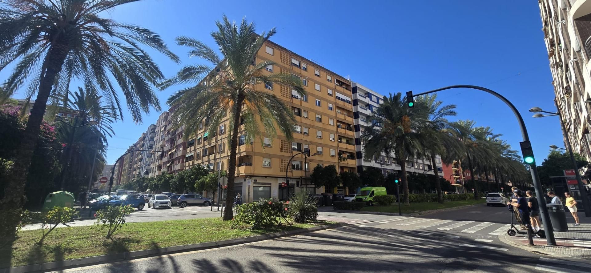 Flat to rent in Calle SANTOS JUSTO Y PASTOR, Aiora, Camins al Grau