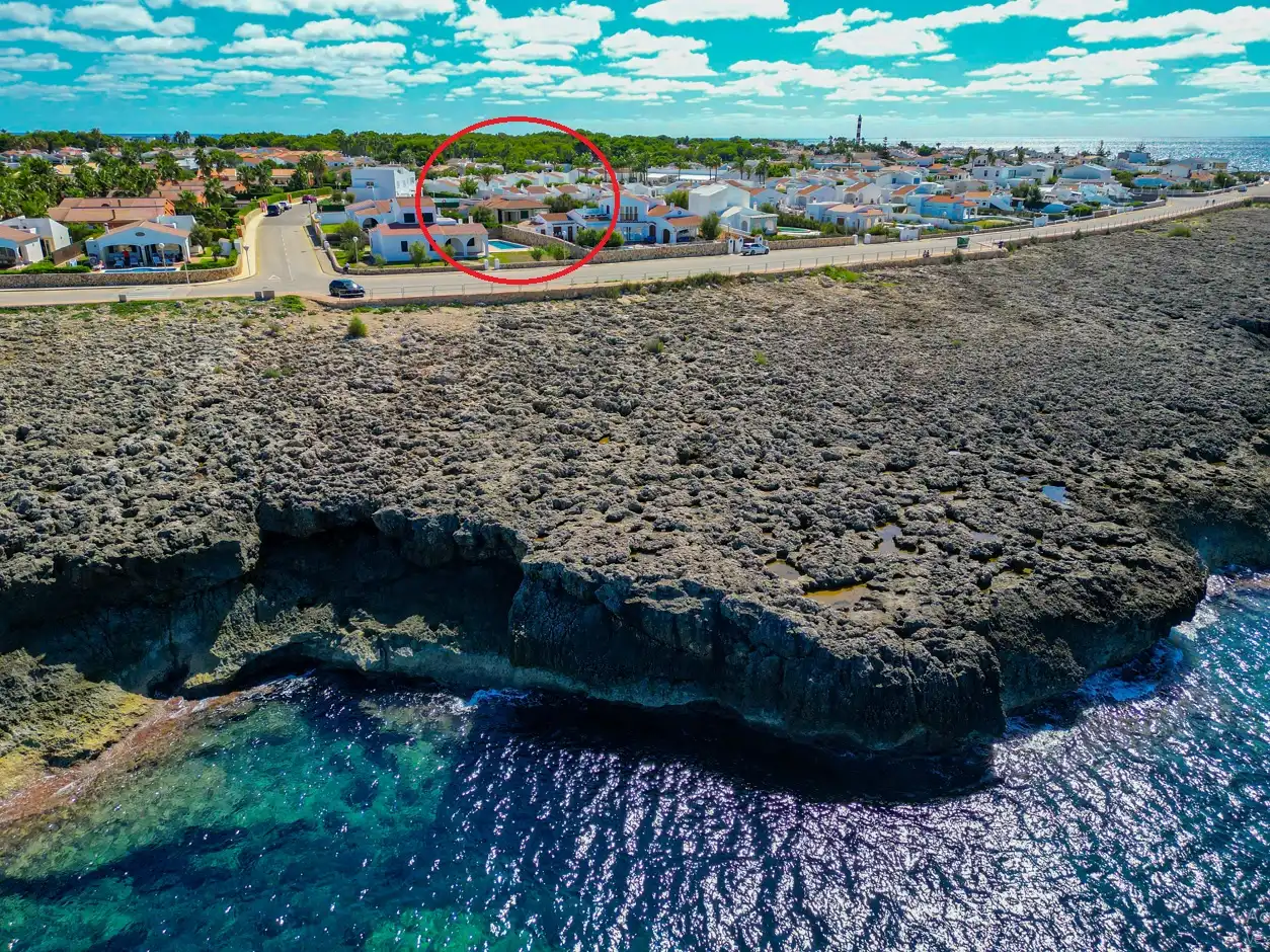 Xalet amb piscina en venda a Cala d'en Bosch - Serpentona